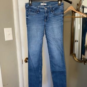 Hollister medium washed skinny jeans 3R